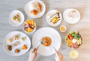 thumbnail: Breakfast buffet