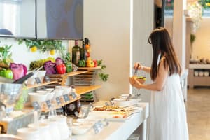 thumbnail: Breakfast buffet