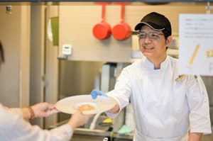 thumbnail: Restaurant