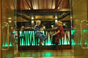 thumbnail: Bar (on property)