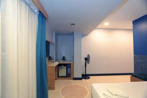 thumbnail: Room