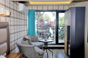 thumbnail: Living area