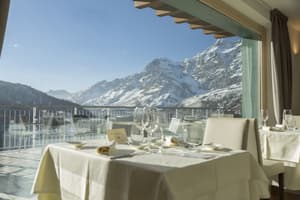 thumbnail: Restaurant
