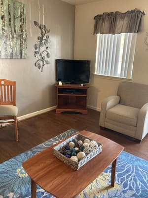 thumbnail: Living area