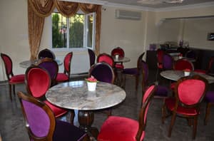 thumbnail: Lobby sitting area