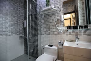 thumbnail: Bathroom