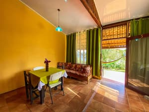thumbnail: Dining room