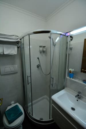 thumbnail: Bathroom shower