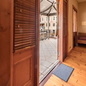 thumbnail: Interior entrance