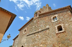 thumbnail: Exterior