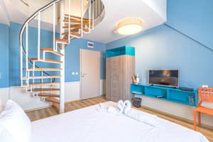 thumbnail: Living area