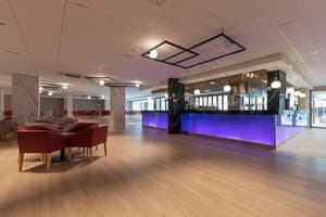 thumbnail: Bar (on property)