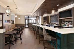 thumbnail: Bar (on property)