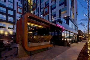 thumbnail: Bar (on property)