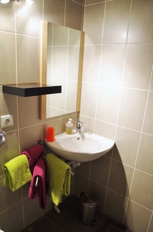 thumbnail: Bathroom