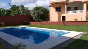 thumbnail: Pool