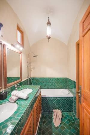 thumbnail: Bathroom