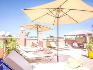 thumbnail: Exterior