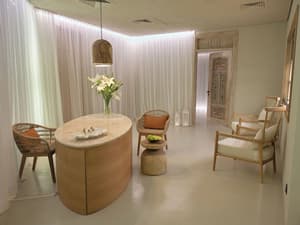 thumbnail: Spa reception