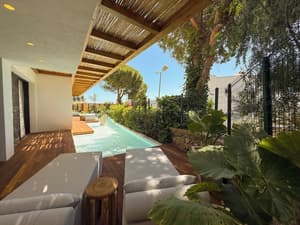 thumbnail: Terrace/patio