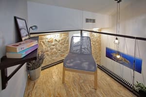 thumbnail: Courtyard