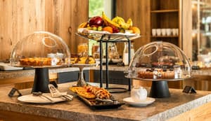 thumbnail: Breakfast area