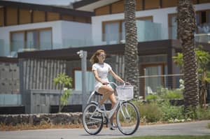 thumbnail: Bicycling