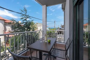 thumbnail: Terrace/patio
