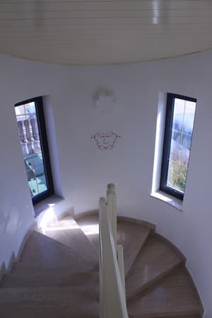 thumbnail: Staircase