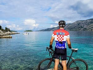 thumbnail: Bicycling