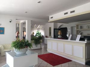 thumbnail: Reception