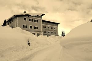 thumbnail: Hotel