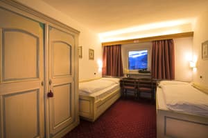 thumbnail: Rooms
