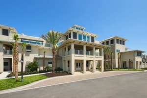 thumbnail: Front of property