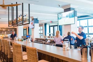 thumbnail: Bar (on property)