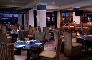 thumbnail: Restaurant