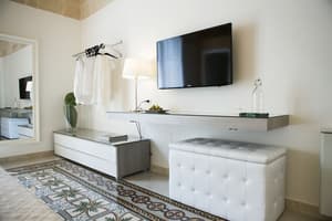 thumbnail: Room amenity