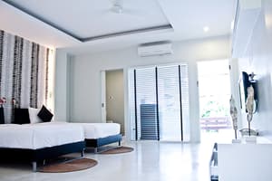 thumbnail: Room