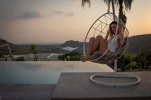 thumbnail: Infinity pool