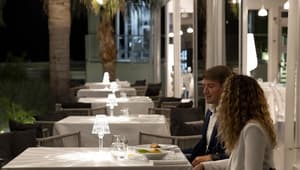 thumbnail: Outdoor dining