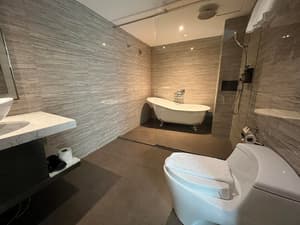 thumbnail: Bathroom