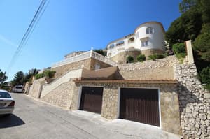 thumbnail: Exterior