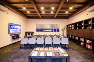 thumbnail: Business center