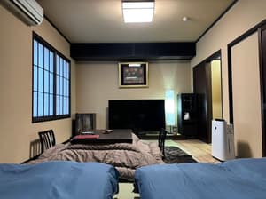 thumbnail: Room