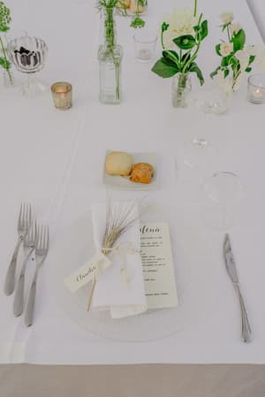 thumbnail: Couples dining