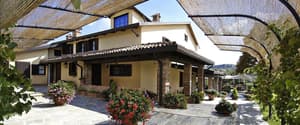 thumbnail: Exterior