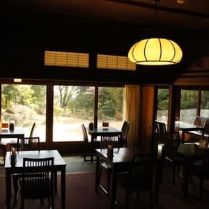 thumbnail: Breakfast area