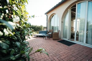 thumbnail: Living area