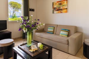 thumbnail: Living area