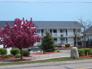 thumbnail: Exterior